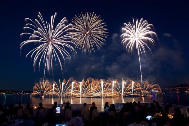 Festival d'Art Pyrotechnique à Cannes