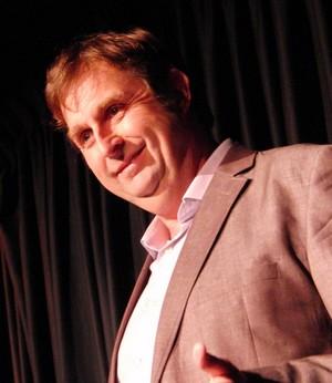 JEAN PATRICK DOUILLON dans « SATIRE D’ACTU »