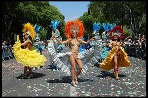 Le carnaval de Marseille a l'extravagance pour thème