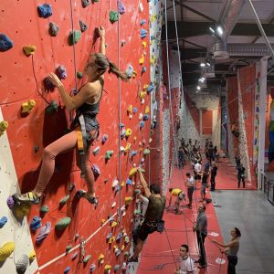 Bouc-bel-Air : Essayez l'escalade à Climb Up 