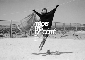 Trois pas de côté
