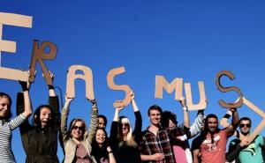 Au bout du monde avec ... Erasmus +